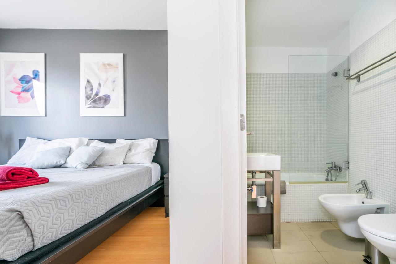 Bright & Spacious 2 Bed Flat 2 Bath W Garage In Lagos Marina Екстериор снимка