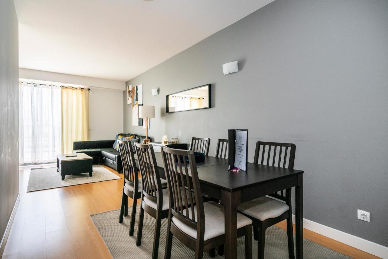 Bright & Spacious 2 Bed Flat 2 Bath W Garage In Lagos Marina Екстериор снимка